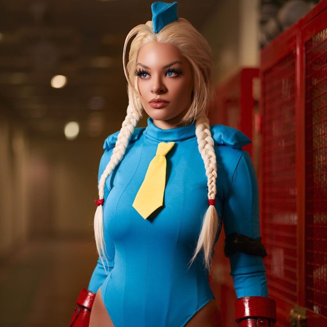 Killer Bee Cammy 🙏✨ Thanks to @chriskonphoto for the shots...